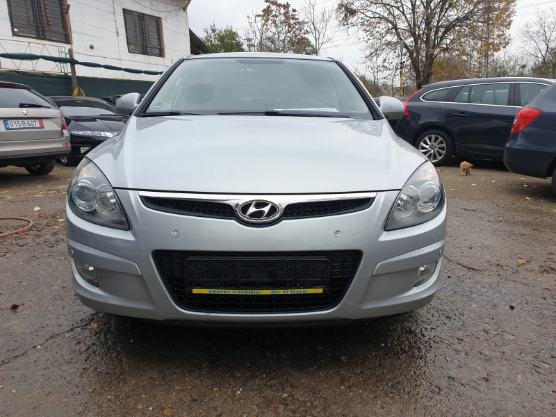 Hyundai I30 1.4 Газ/Бензин, снимка 1 - Автомобили и джипове - 47979678