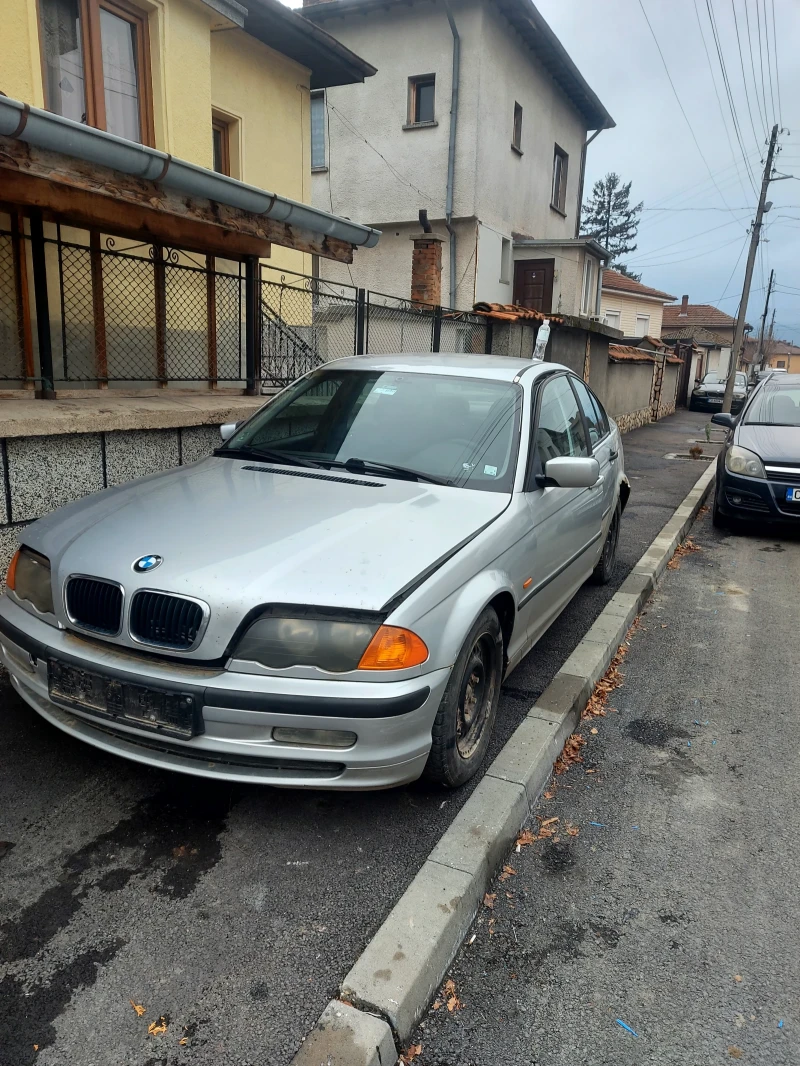 BMW 320, снимка 1 - Автомобили и джипове - 48227479