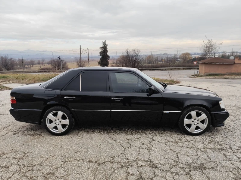 Mercedes-Benz 124 200Е Amg пакет, снимка 4 - Автомобили и джипове - 48787832