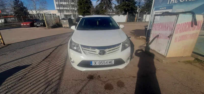 Toyota Avensis, снимка 14 - Автомобили и джипове - 49125118