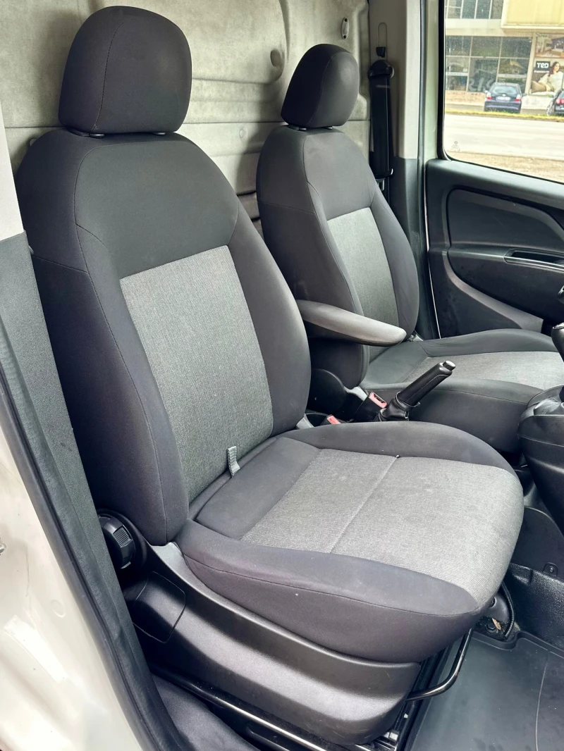 Fiat Doblo 1.3 Multi Jet  Euro 5B , снимка 10 - Автомобили и джипове - 51213805