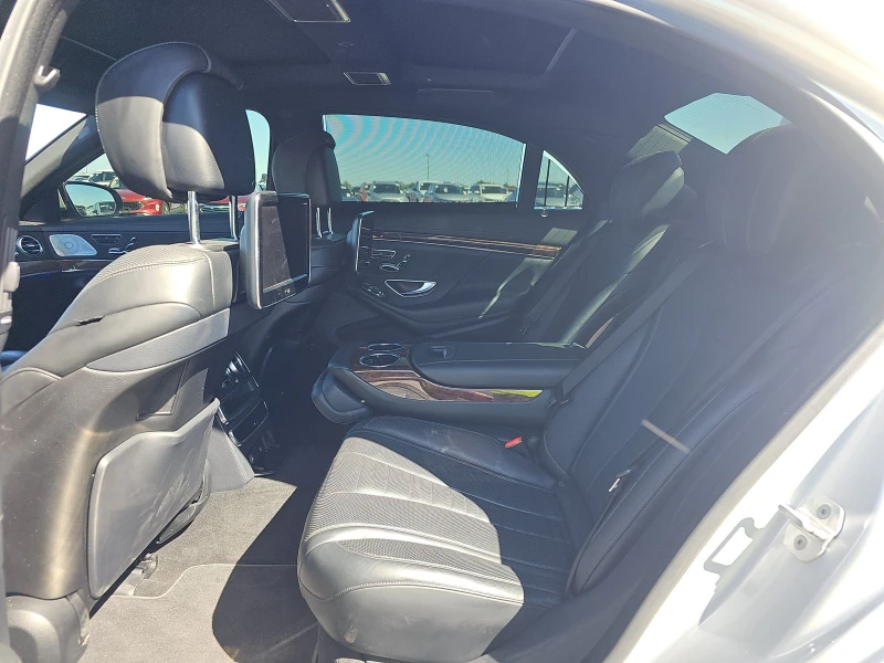 Mercedes-Benz S 500 AMG* PACK* ПОДГРЕВ* ОБДУХВАНЕ* МАСАЖ* КАМЕРА* КЕЙЛ, снимка 13 - Автомобили и джипове - 52471887