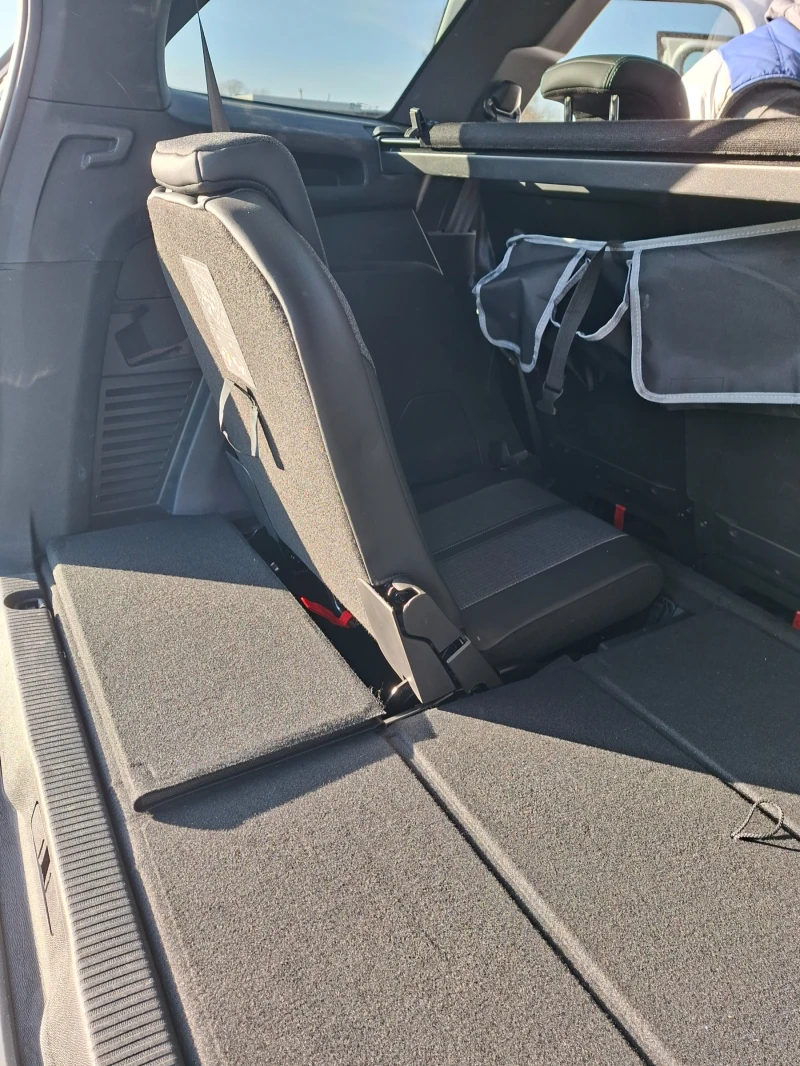 Peugeot 5008 Allure Pack, снимка 14 - Автомобили и джипове - 52712352