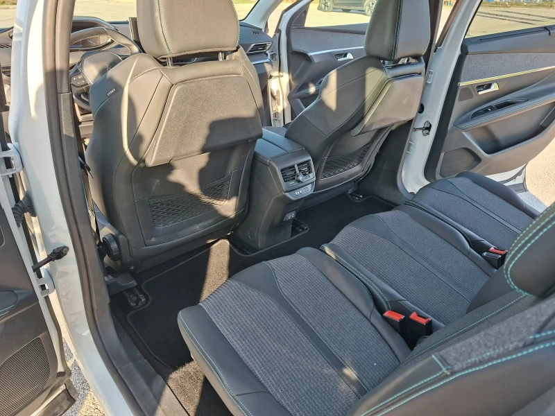 Peugeot 5008 Allure Pack, снимка 10 - Автомобили и джипове - 52712352