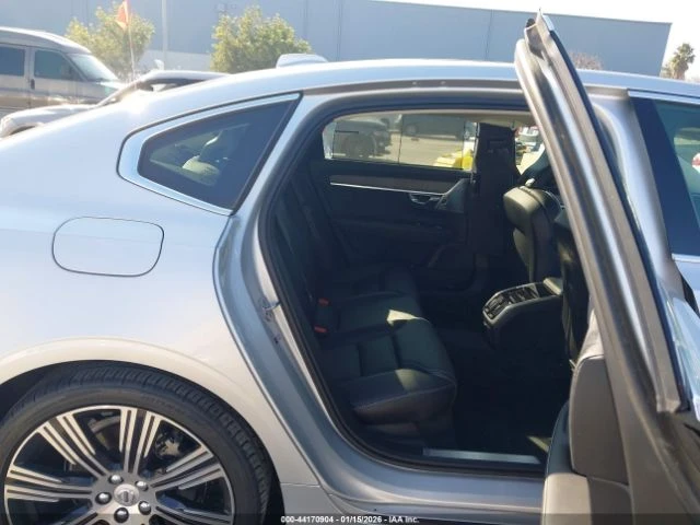 Volvo S90 T6 INSCRIPTION* B&O* DIGITAL* ОБДУХ* ПОДГРЕВИ, снимка 12 - Автомобили и джипове - 53609175