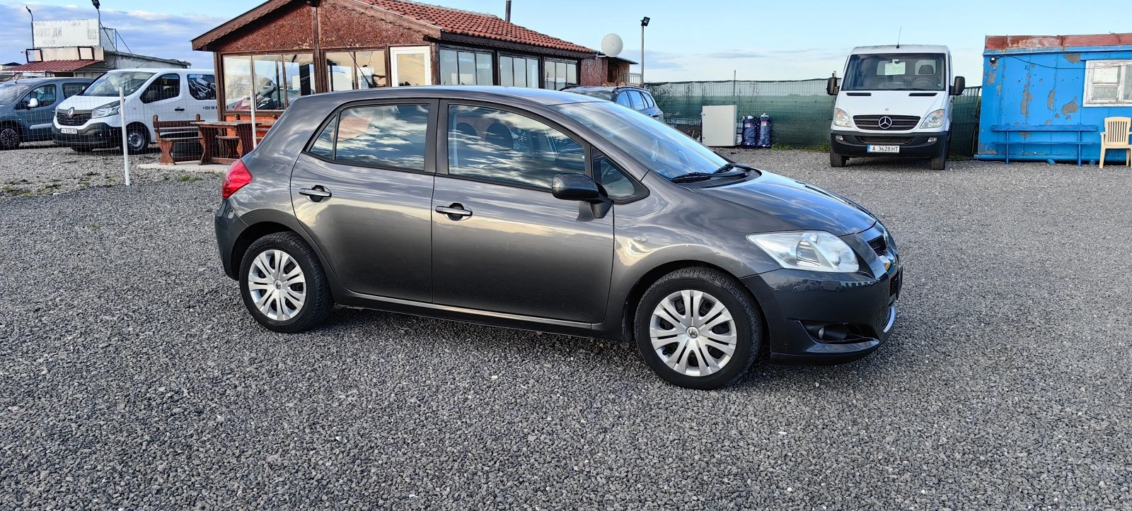 Toyota Auris 1.6 gaz italy - изображение 6