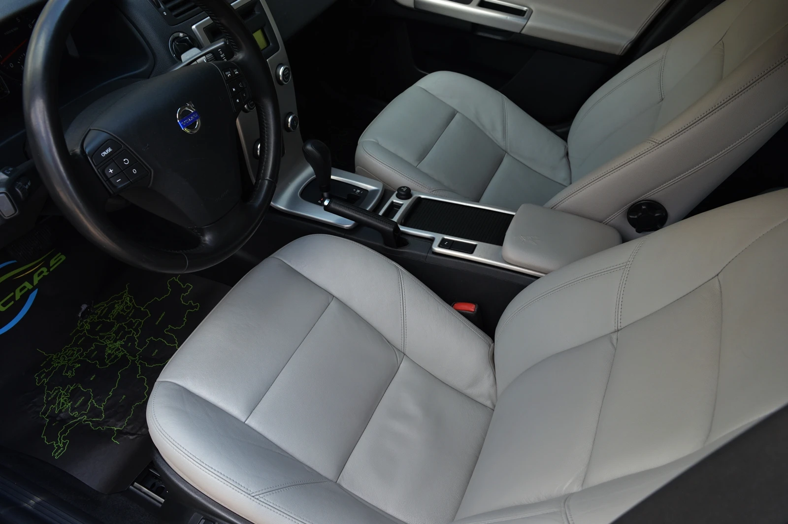 Volvo V50 2.5 TURBO - T5 AWD - ШВЕЙЦАРИЯ - изображение 9