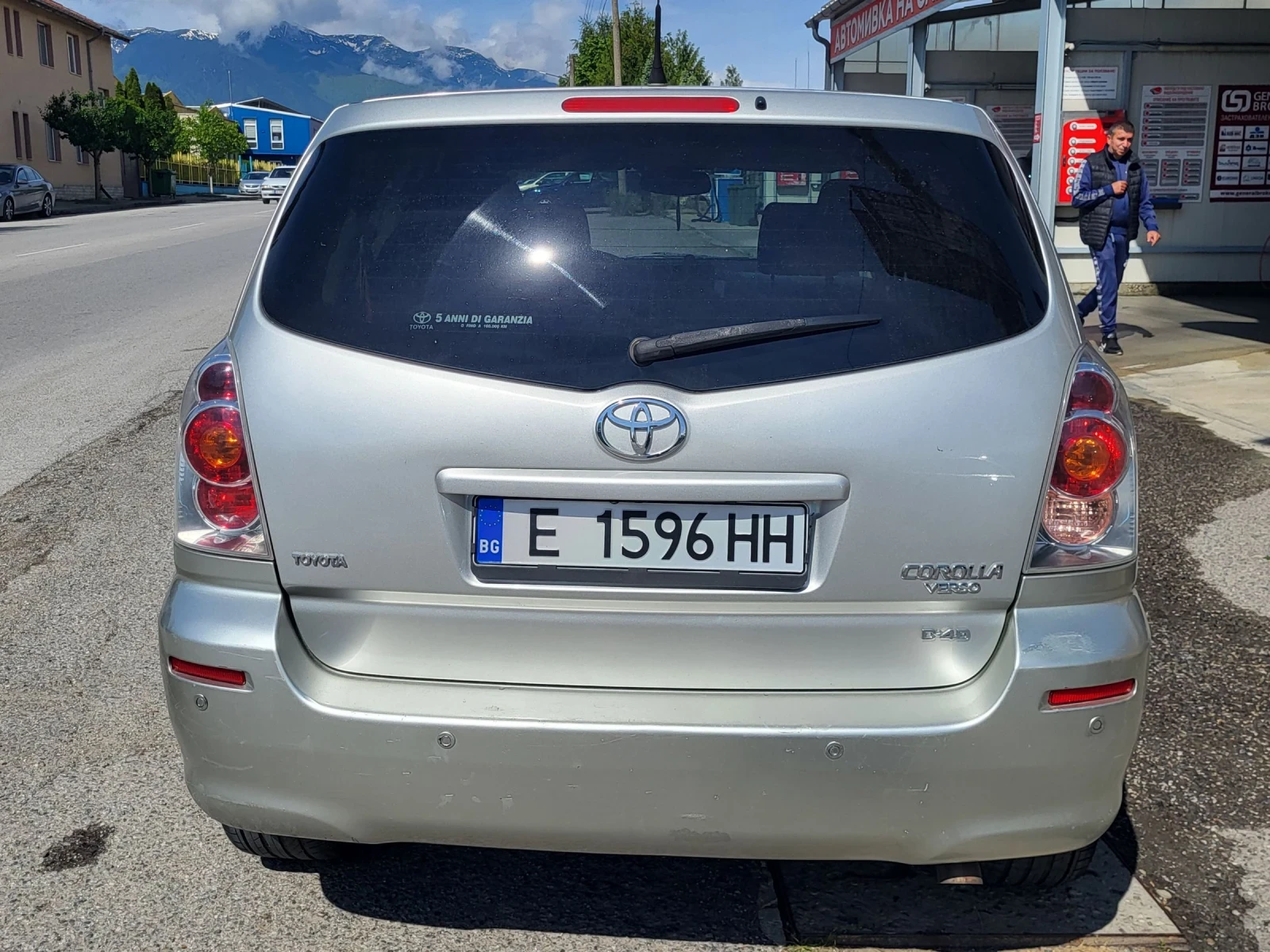 Toyota Corolla verso 2.2/ NAVI/ ЛИЗИНГ - изображение 5