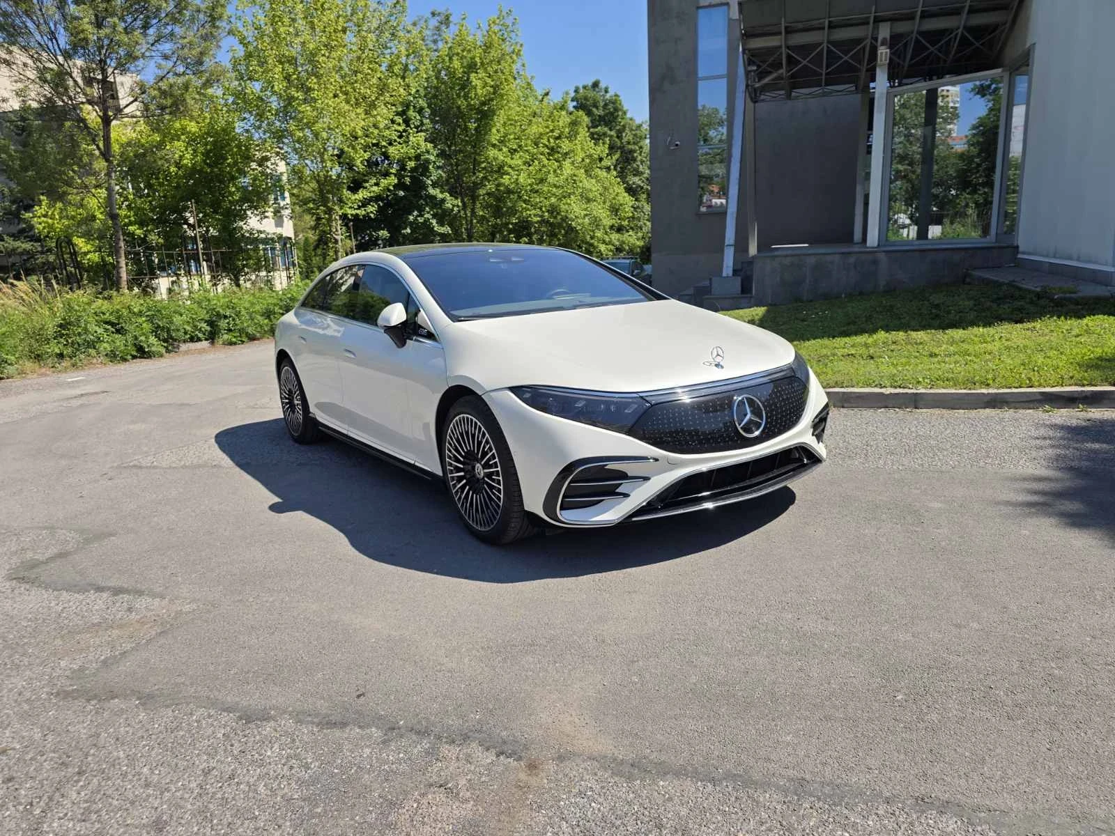 Mercedes-Benz EQS 450 4MATIC - изображение 2
