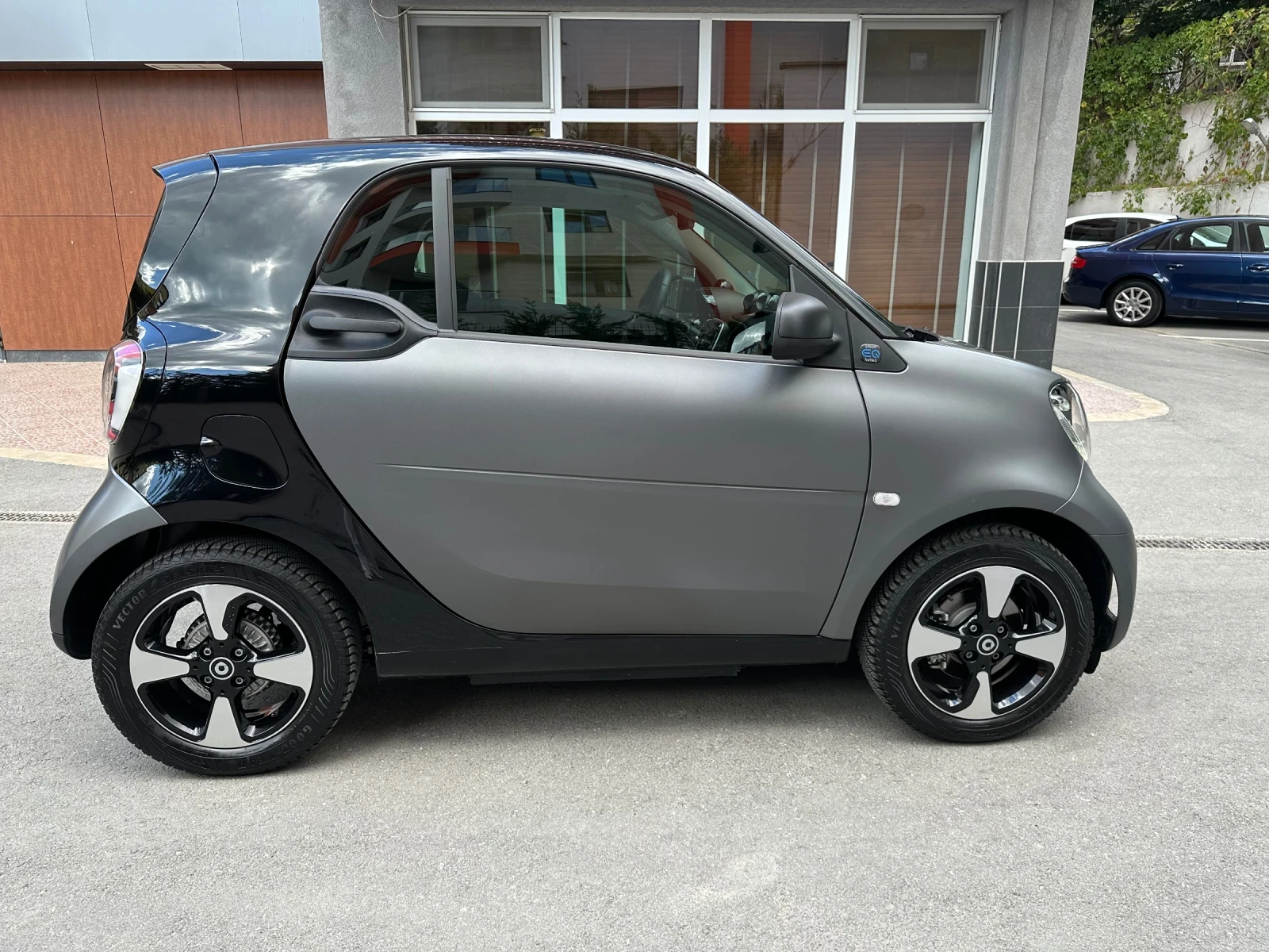 Smart Fortwo EQ, Exclusive, Camera, Apple carplay, Panorama, Ma - изображение 3