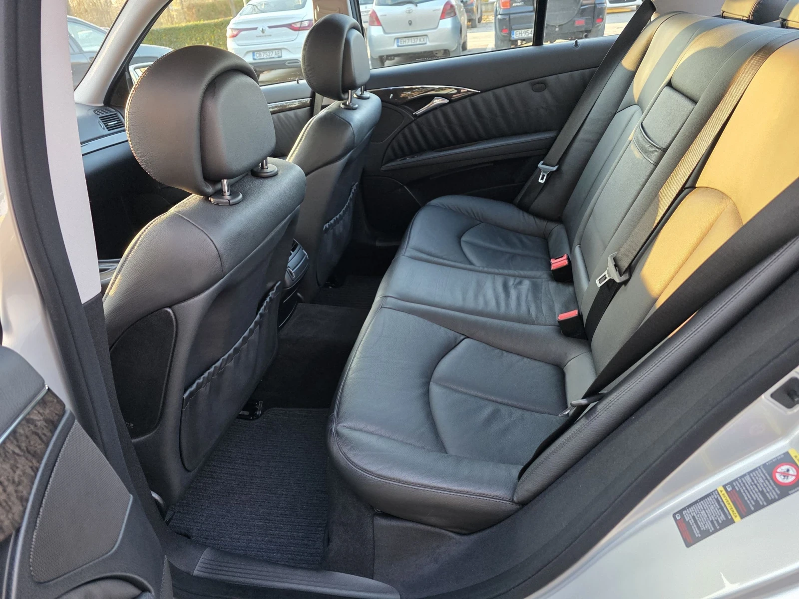 Mercedes-Benz E 350 3, 0CDI-224kc EVO Avantgarde 90 хил км - изображение 10