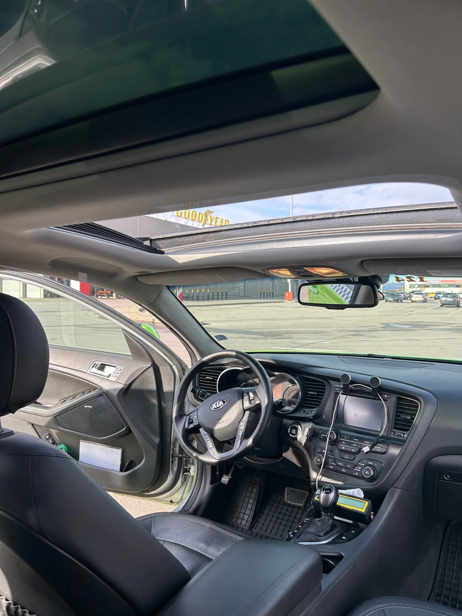 Kia Optima 2.0 HYBRID - изображение 10