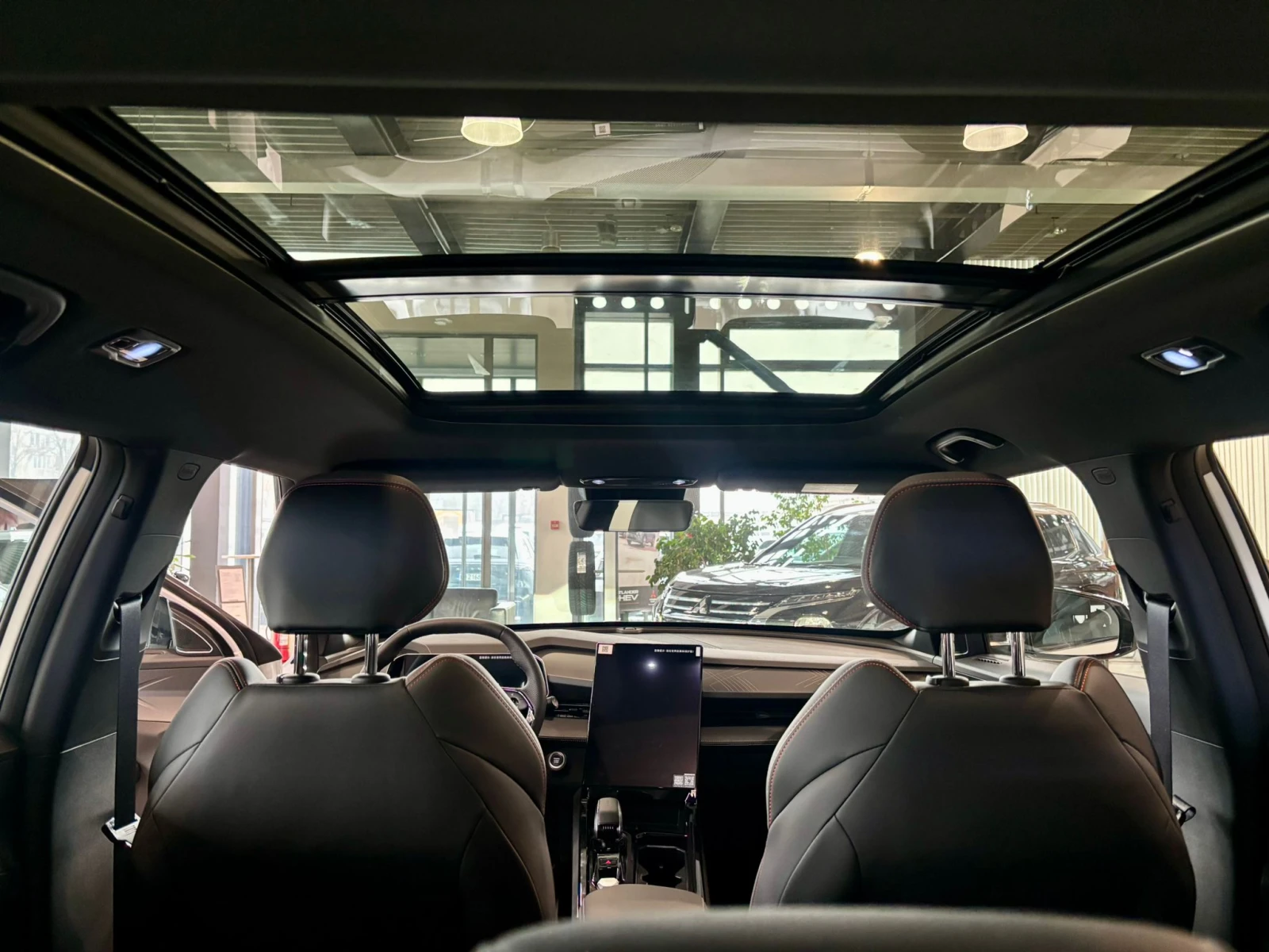 Geely Cityray 1.5T GK, снимка 14 - Автомобили и джипове - 53725380