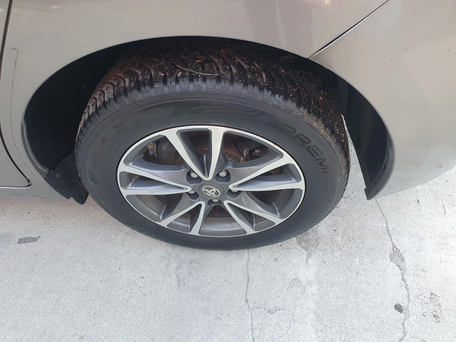 Toyota Verso 1.6 D4D NAVI 6skr. KAMERA PANORAMA PODGREV, снимка 17 - Автомобили и джипове - 53781833