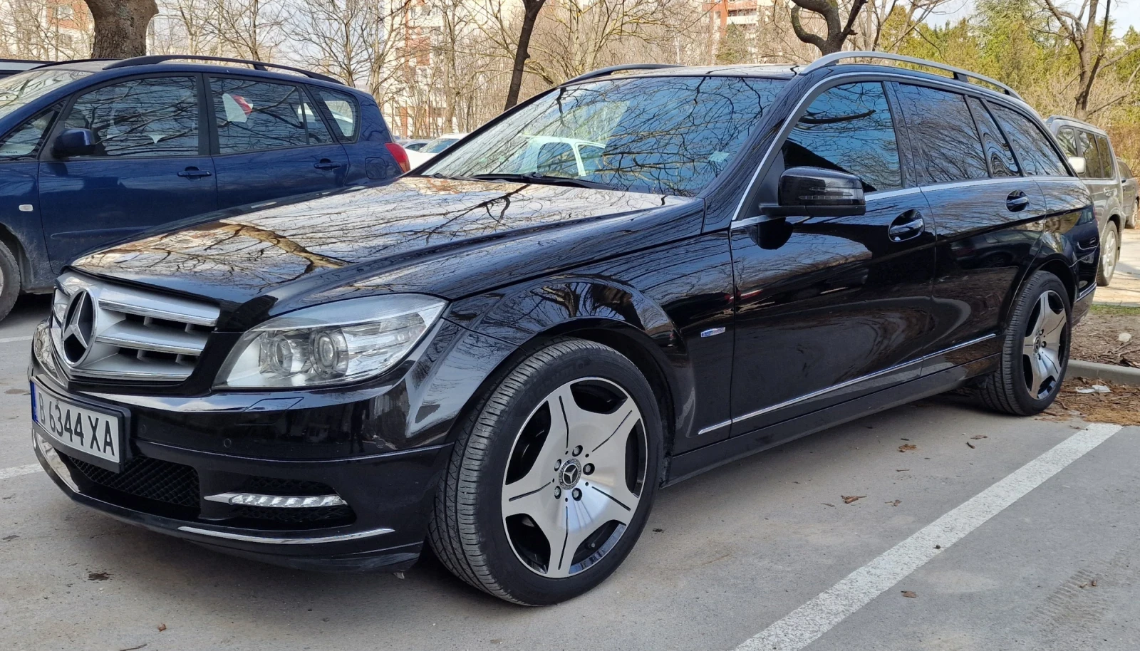 Mercedes-Benz C 250 C250 4MATIC, снимка 3 - Автомобили и джипове - 53873360