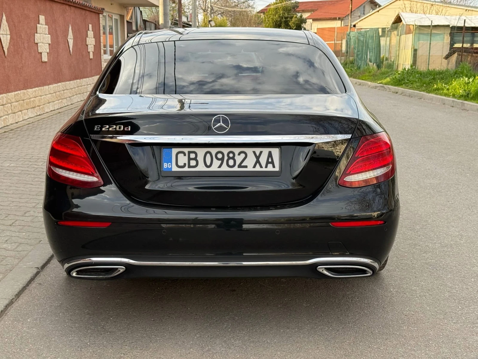 Mercedes-Benz E 220 ТОП СЪСТОЯНИЕ, снимка 5 - Автомобили и джипове - 54194816