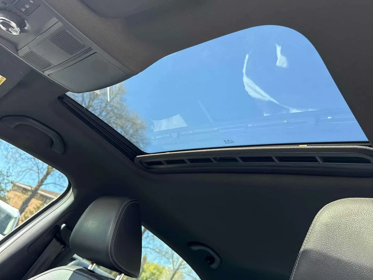 VW Passat * GT * 2 КЛЮЧА* PANO* KEYLESS* ПОДГРЕВ* , снимка 14 - Автомобили и джипове - 54513556