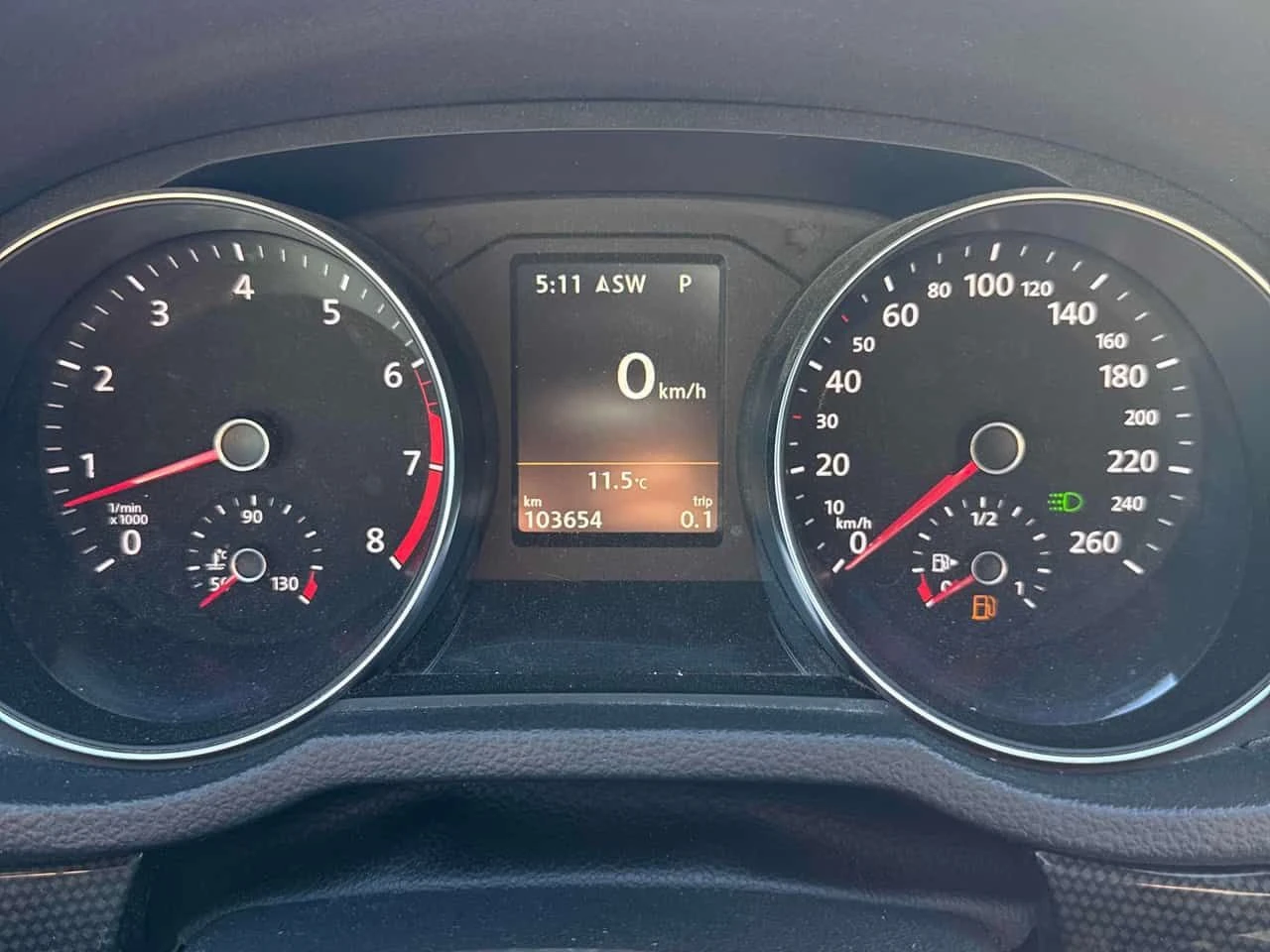 VW Passat * GT * 2 КЛЮЧА* PANO* KEYLESS* ПОДГРЕВ* , снимка 8 - Автомобили и джипове - 54513556