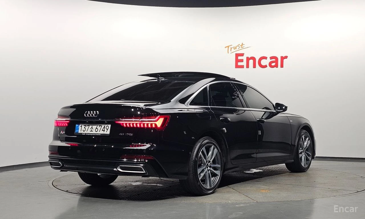 Audi A6 45TFSI* MATRIX* ОБДУХВАНЕ* ДИСТРОНИК* ХЕДЪП* 360КА, снимка 2 - Автомобили и джипове - 55208386