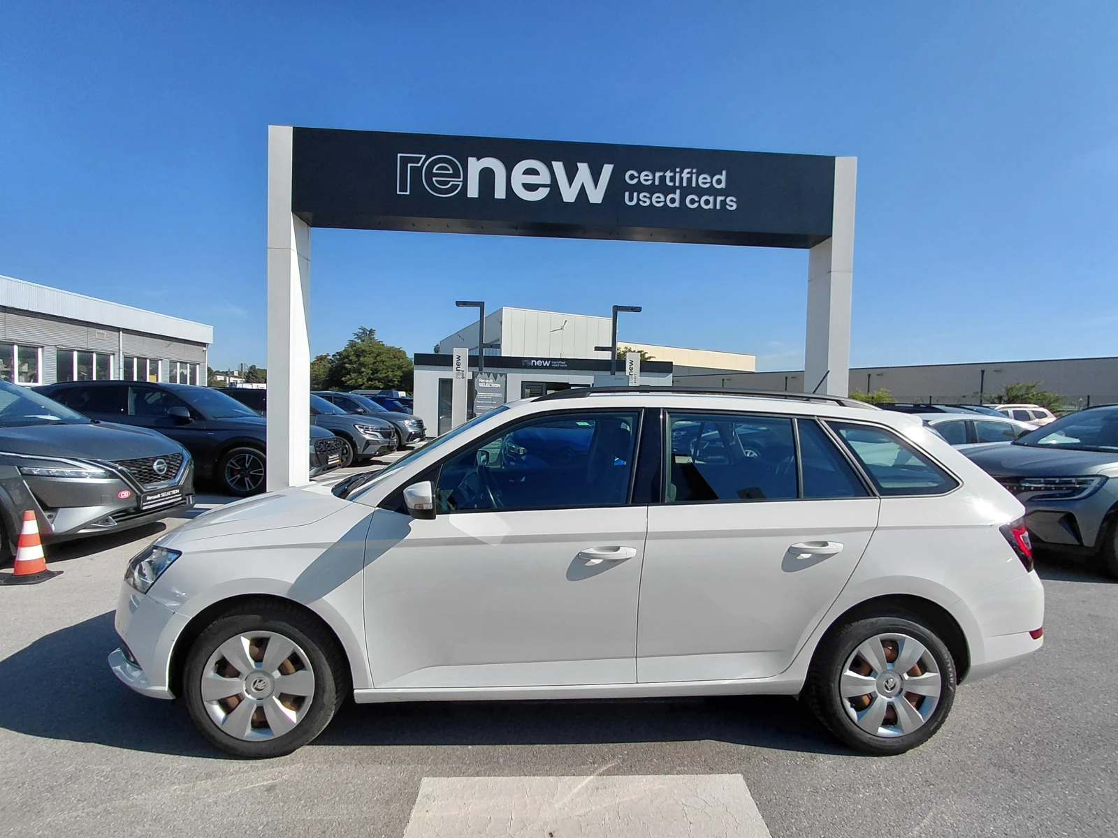 Skoda Fabia 1.0TSi/95k.c./Business / DSG, снимка 4 - Автомобили и джипове - 55294094