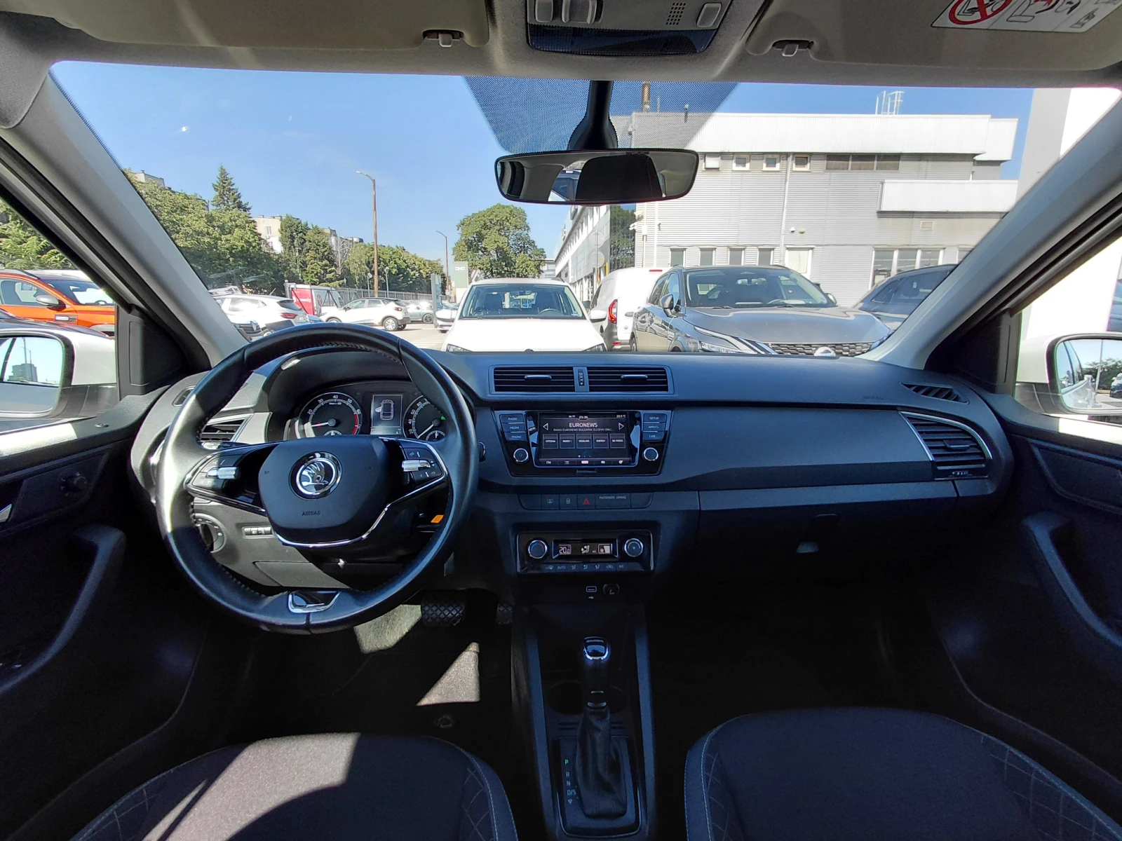 Skoda Fabia 1.0TSi/95k.c./Business / DSG, снимка 8 - Автомобили и джипове - 55294094