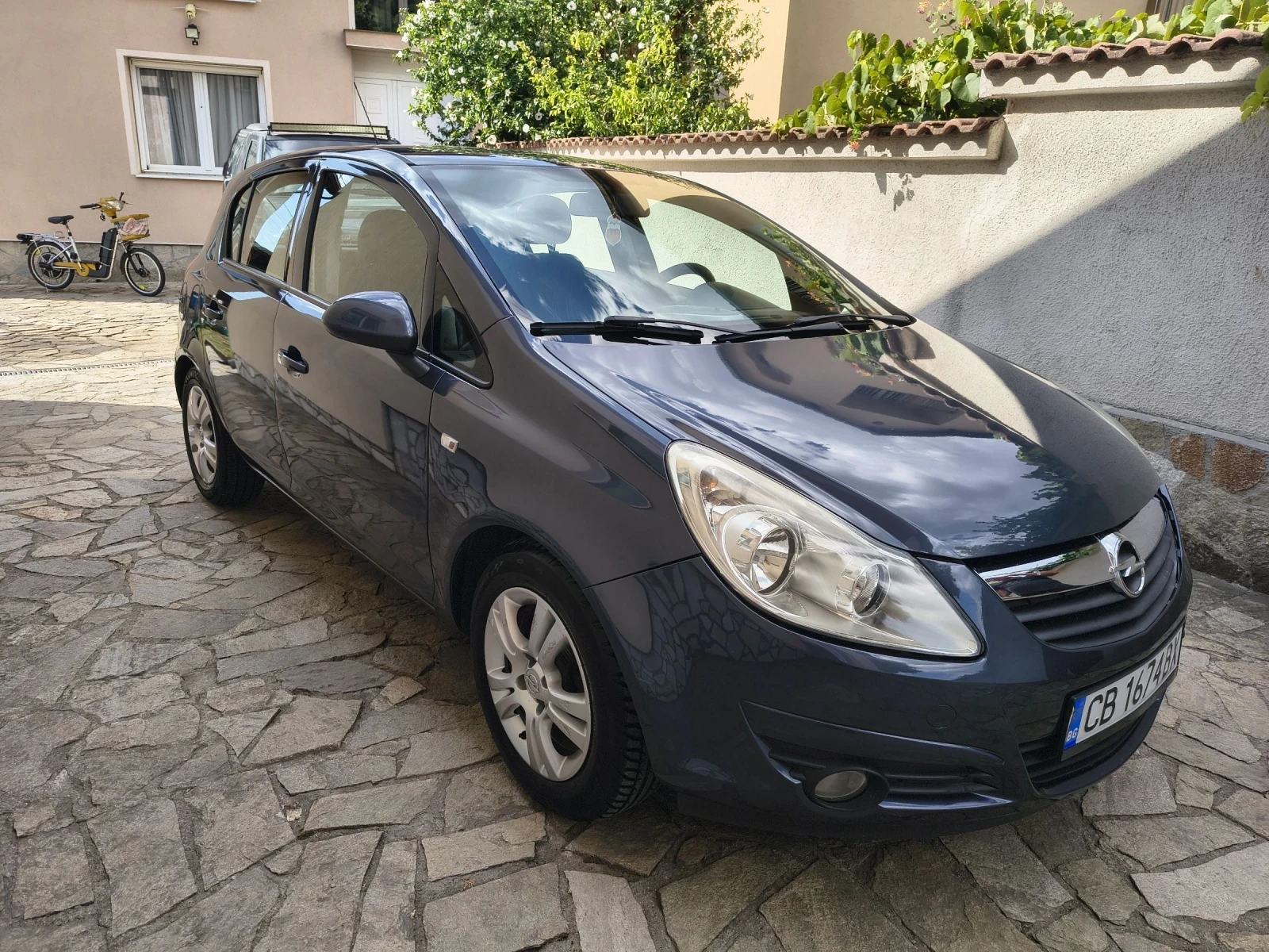 Opel Corsa 1.2i Газ.Инж, снимка 2 - Автомобили и джипове - 55469810