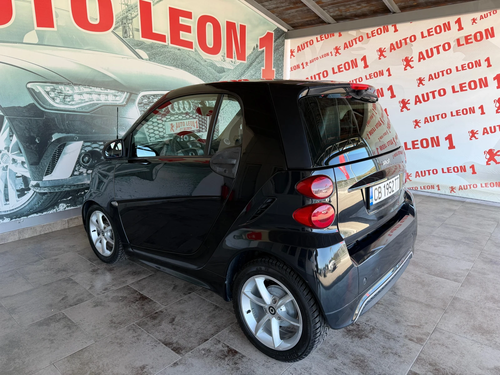 Smart Fortwo SMART FORTWO MHD AVTOMAT KLIMATIK PANORAMA TOP, снимка 7 - Автомобили и джипове - 55485874