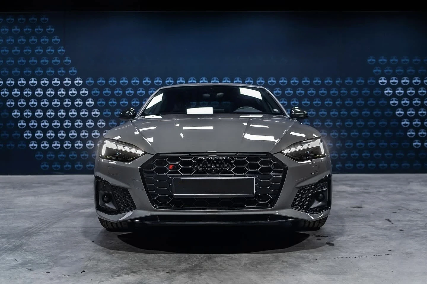 Audi S5 LASER MATRIX / B&O / MASSAGE / SPORT SITZE, снимка 2 - Автомобили и джипове - 55631597