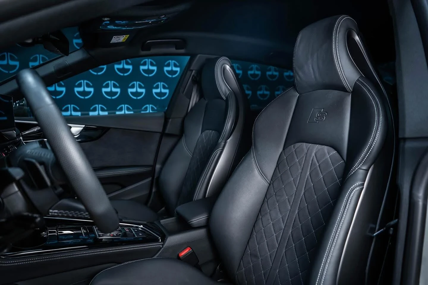 Audi S5 LASER MATRIX / B&O / MASSAGE / SPORT SITZE, снимка 7 - Автомобили и джипове - 55631597