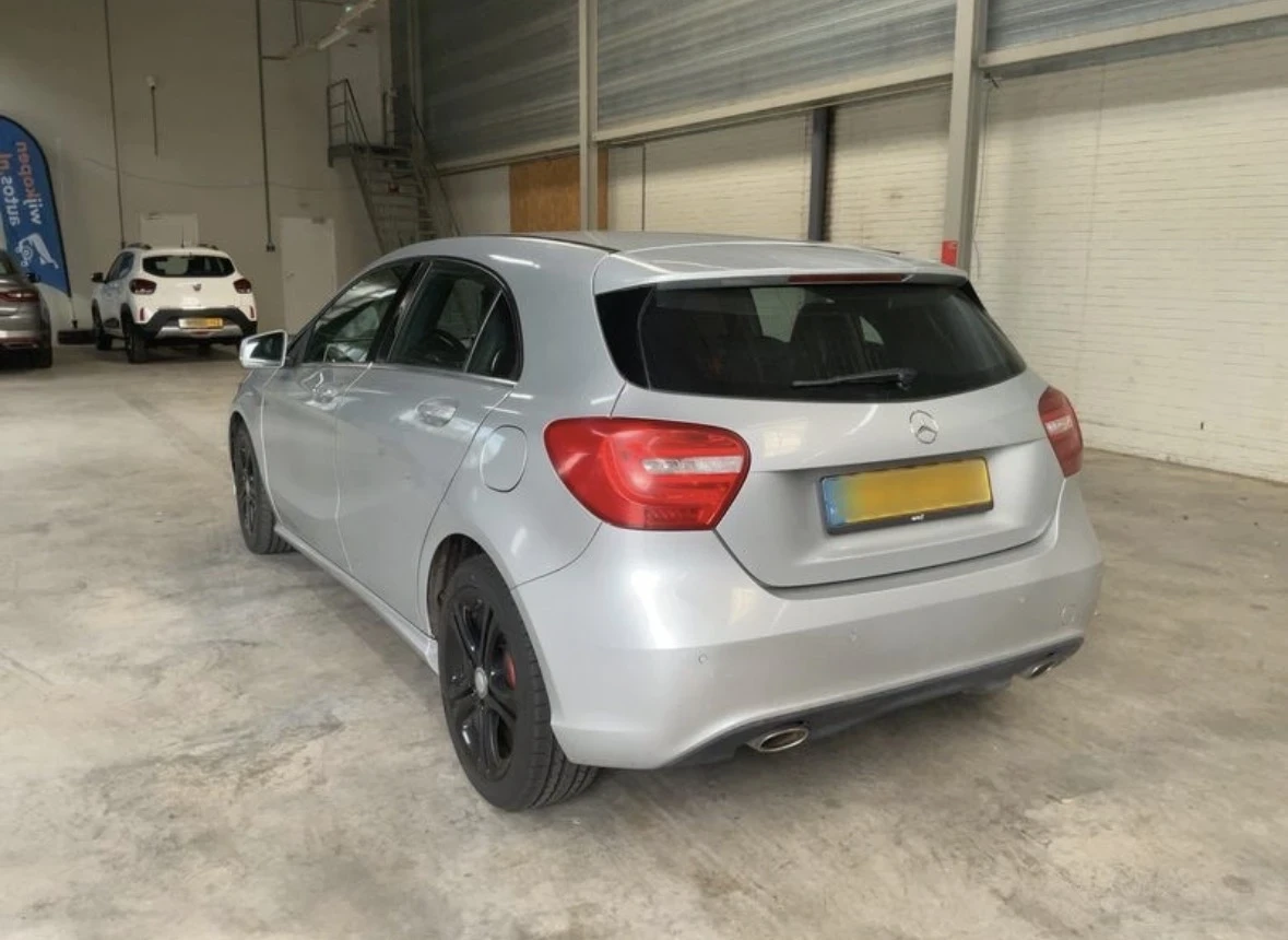 Mercedes-Benz A 180 BlueEfficiency URBAN Evro 6 , снимка 10 - Автомобили и джипове - 55835733
