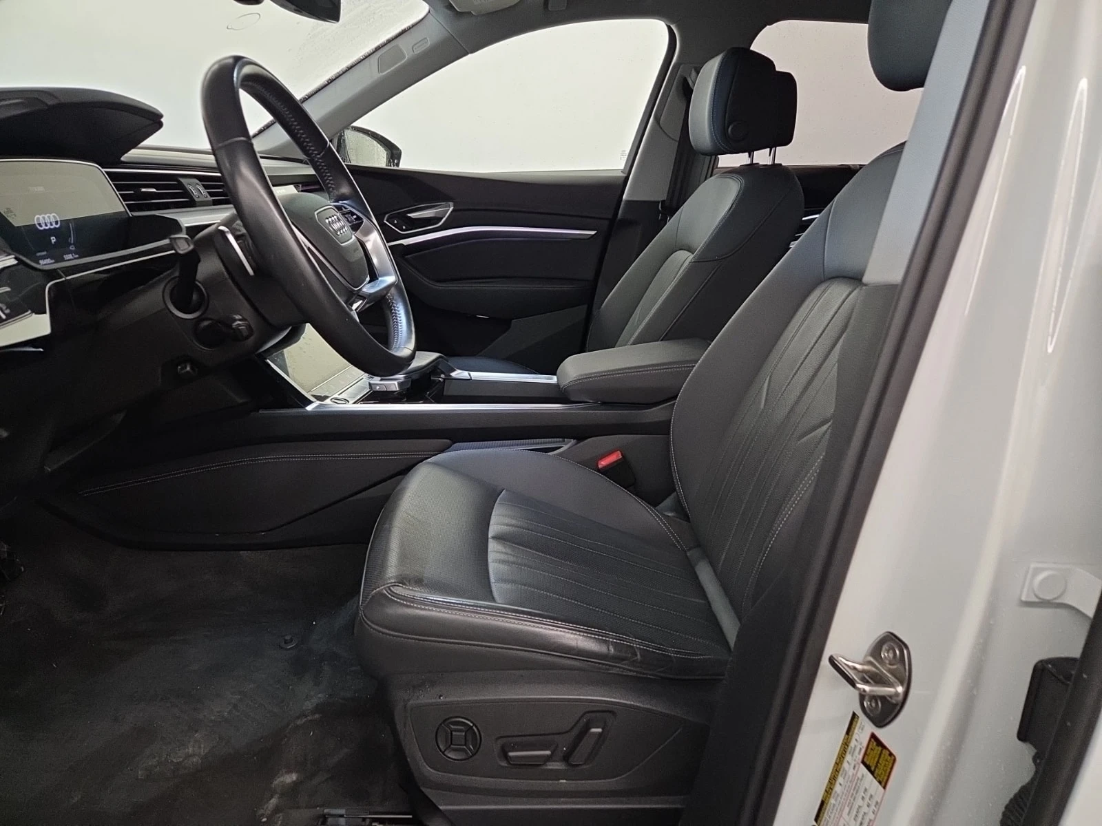 Audi E-Tron * TECHNIK * ���������* 360 ������*  | Mobile.bg � ����������� 5