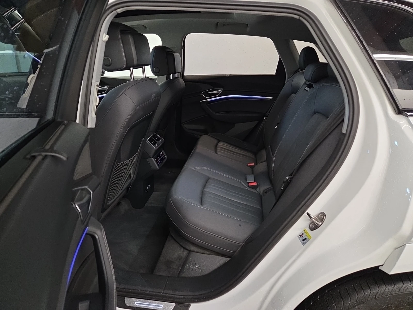 Audi E-Tron * TECHNIK * ���������* 360 ������*  | Mobile.bg � ����������� 12