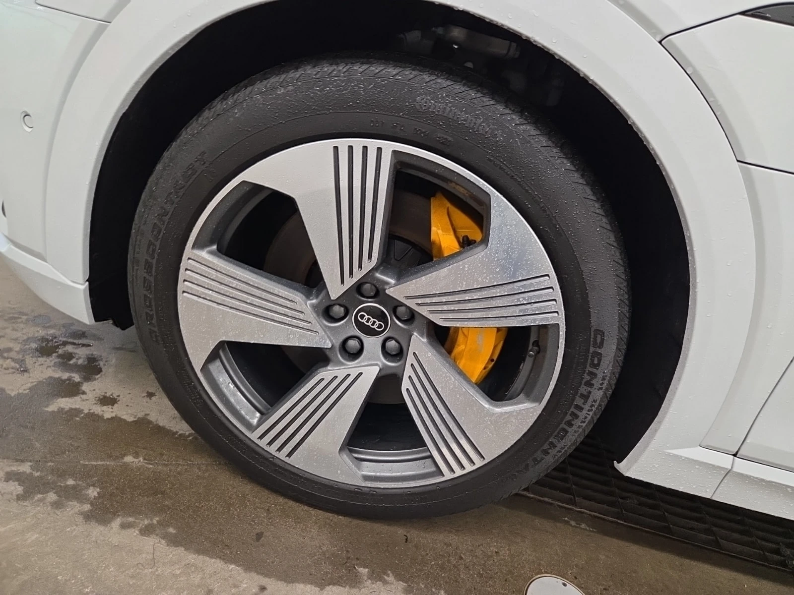 Audi E-Tron * TECHNIK * ���������* 360 ������*  | Mobile.bg � ����������� 6