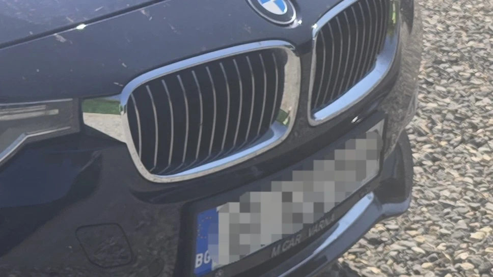 BMW 320, снимка 15 - Автомобили и джипове - 56151390