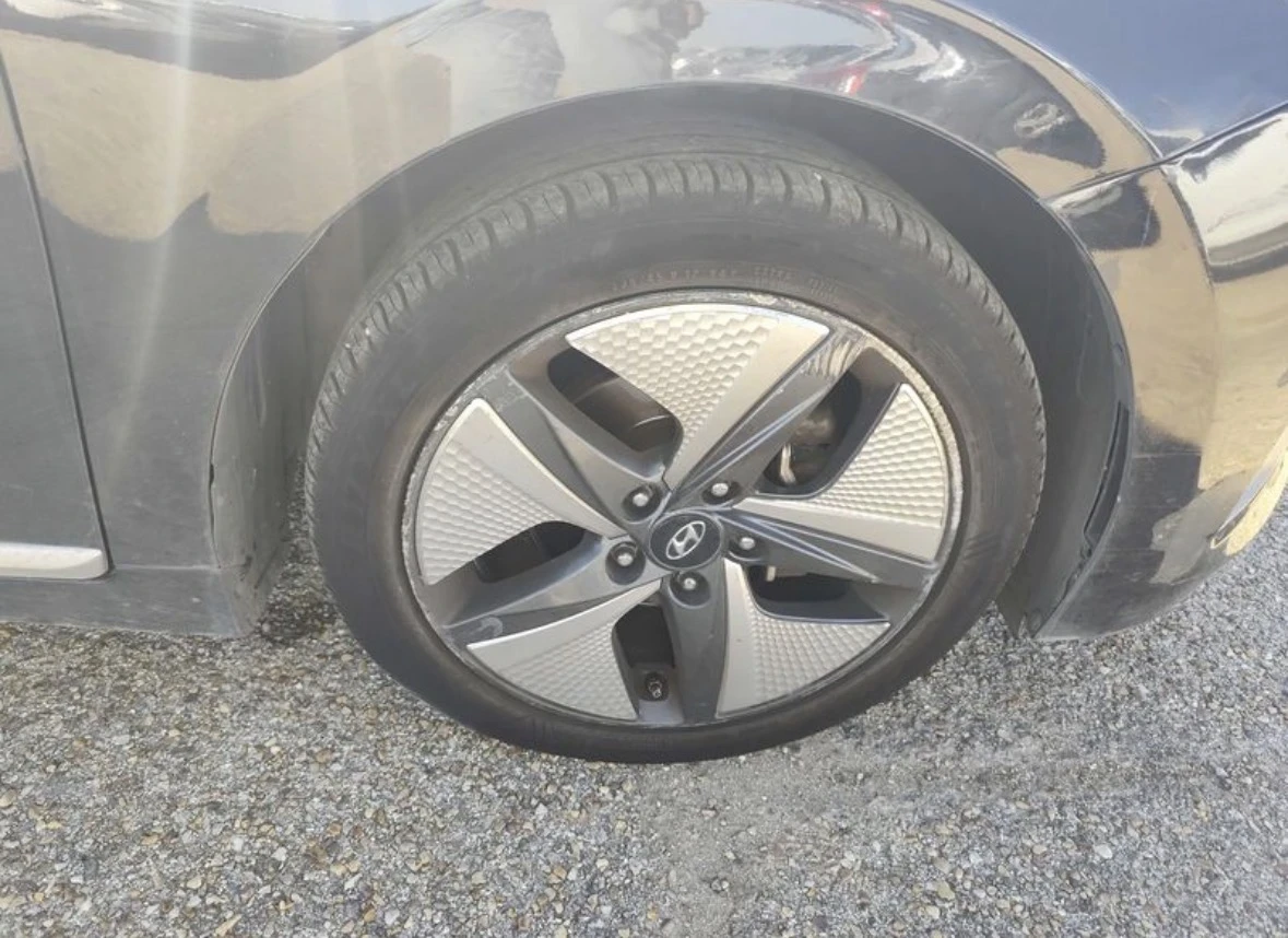 Hyundai Ioniq 1.6Hybrid , снимка 4 - Автомобили и джипове - 56265488