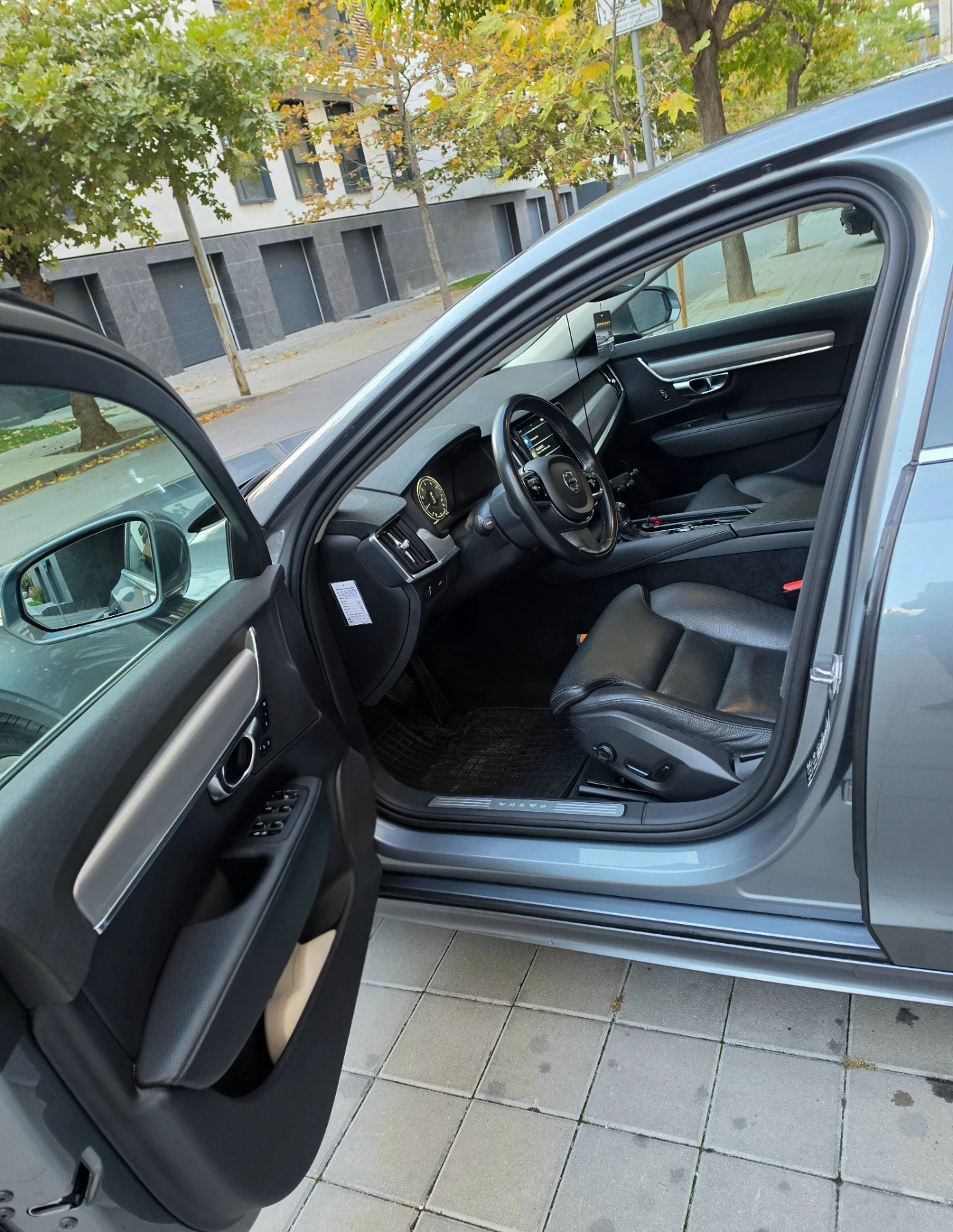 Volvo S90, снимка 9 - Автомобили и джипове - 56546598