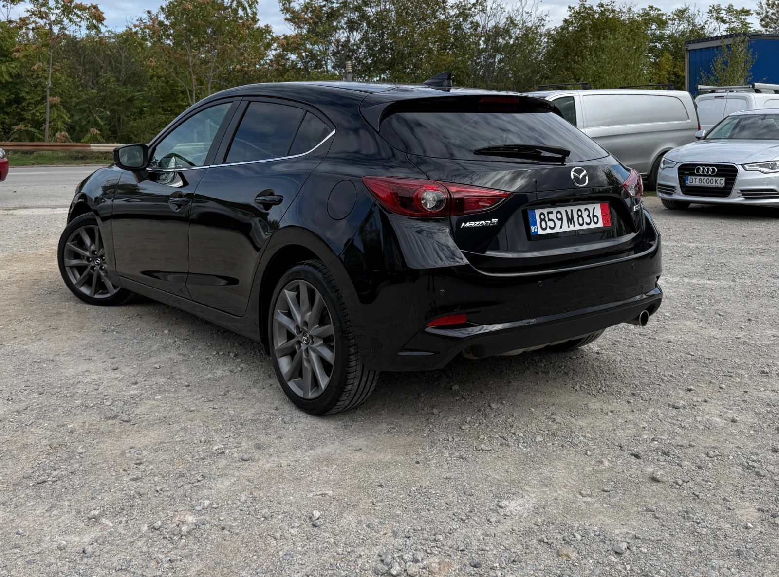 Mazda 3 1.5D* FACELIFT* , снимка 3 - Автомобили и джипове - 56626208