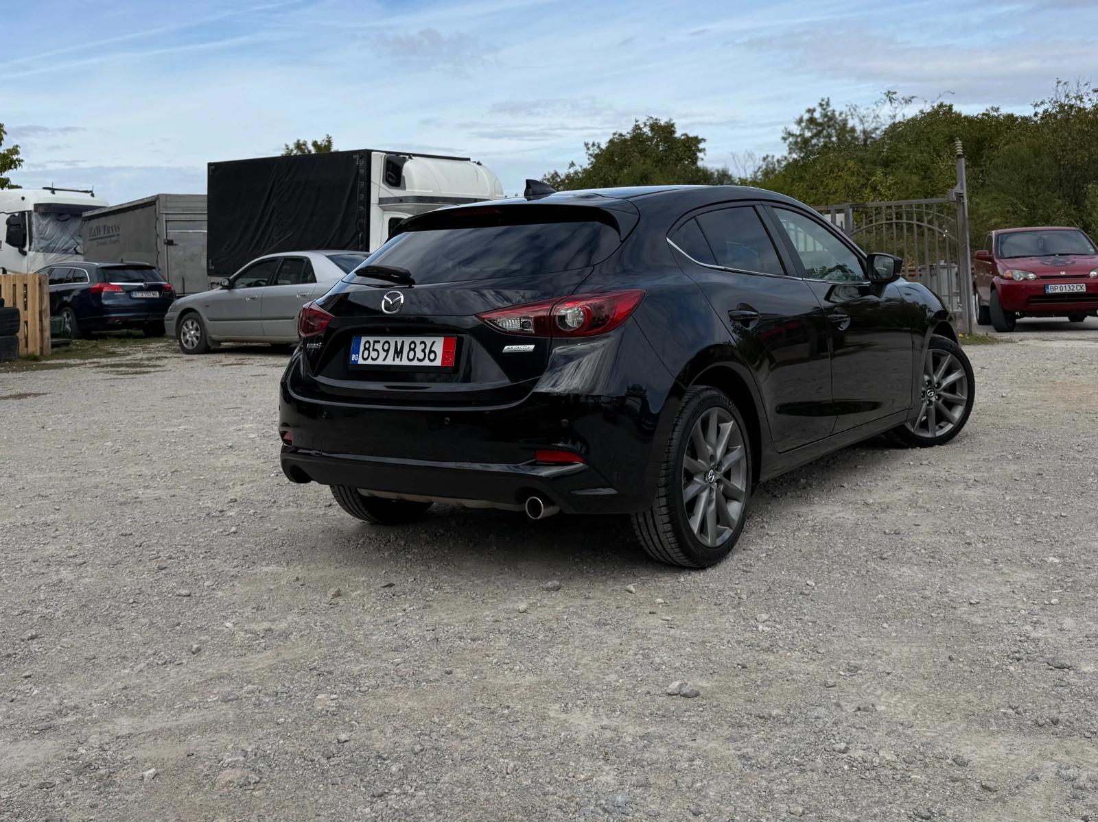 Mazda 3 1.5D* FACELIFT* , снимка 2 - Автомобили и джипове - 56626208