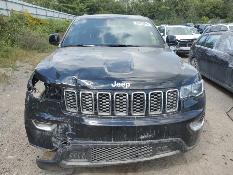 Jeep Grand cherokee LAREDO, снимка 2 - Автомобили и джипове - 47358900