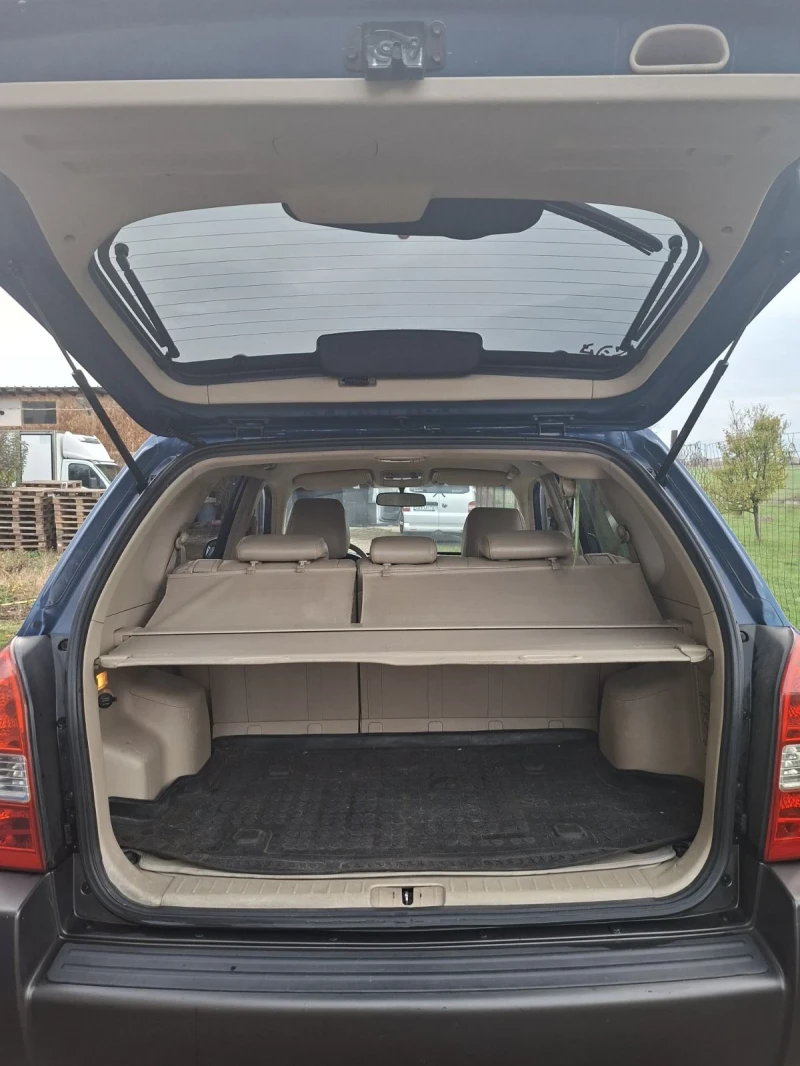 Hyundai Tucson, снимка 2 - Автомобили и джипове - 52588189