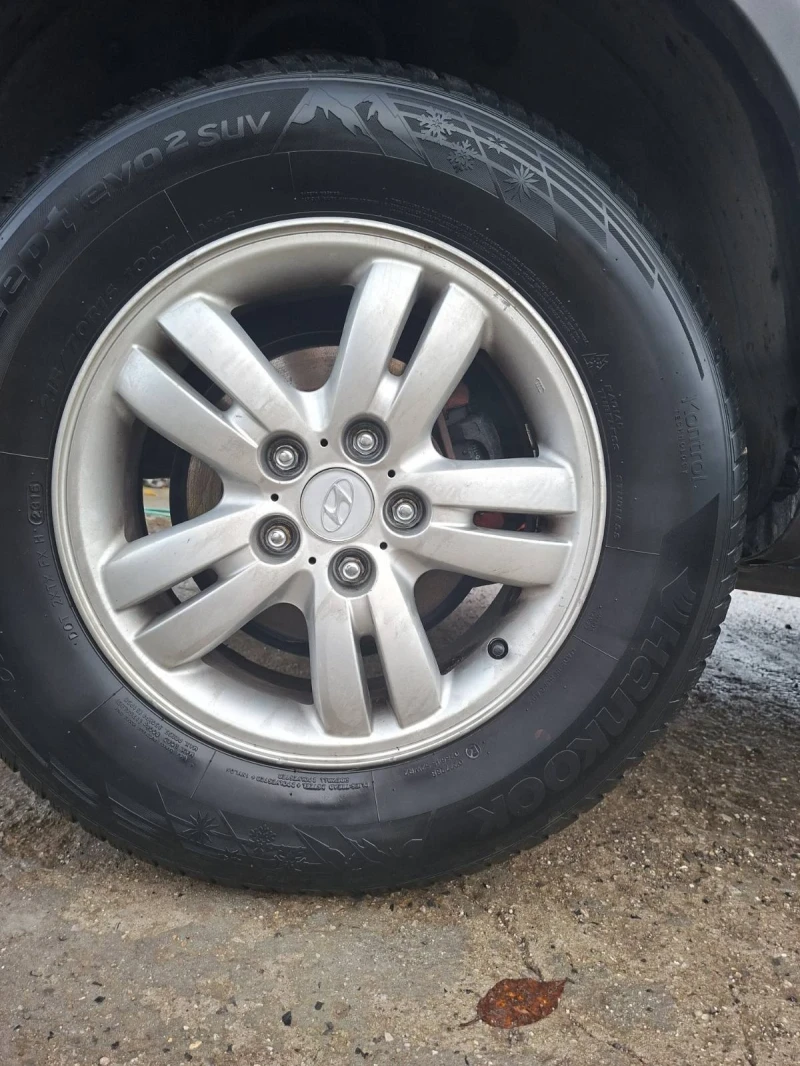 Hyundai Tucson, снимка 14 - Автомобили и джипове - 52588189