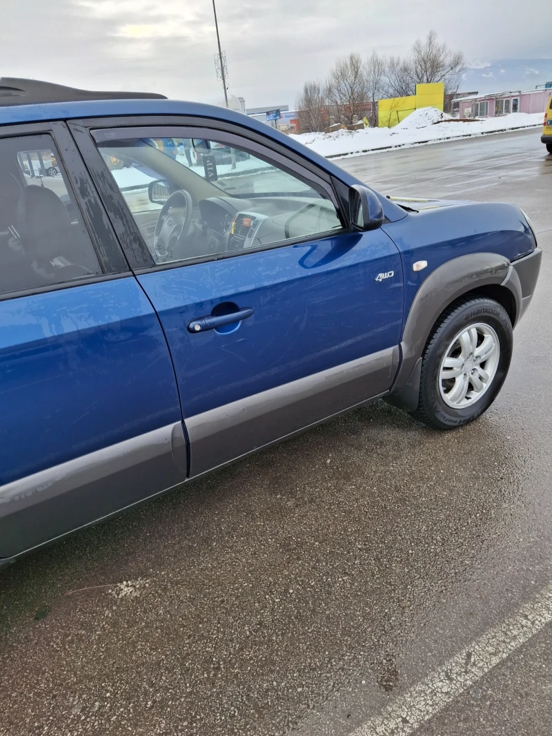 Hyundai Tucson, снимка 14 - Автомобили и джипове - 48643437