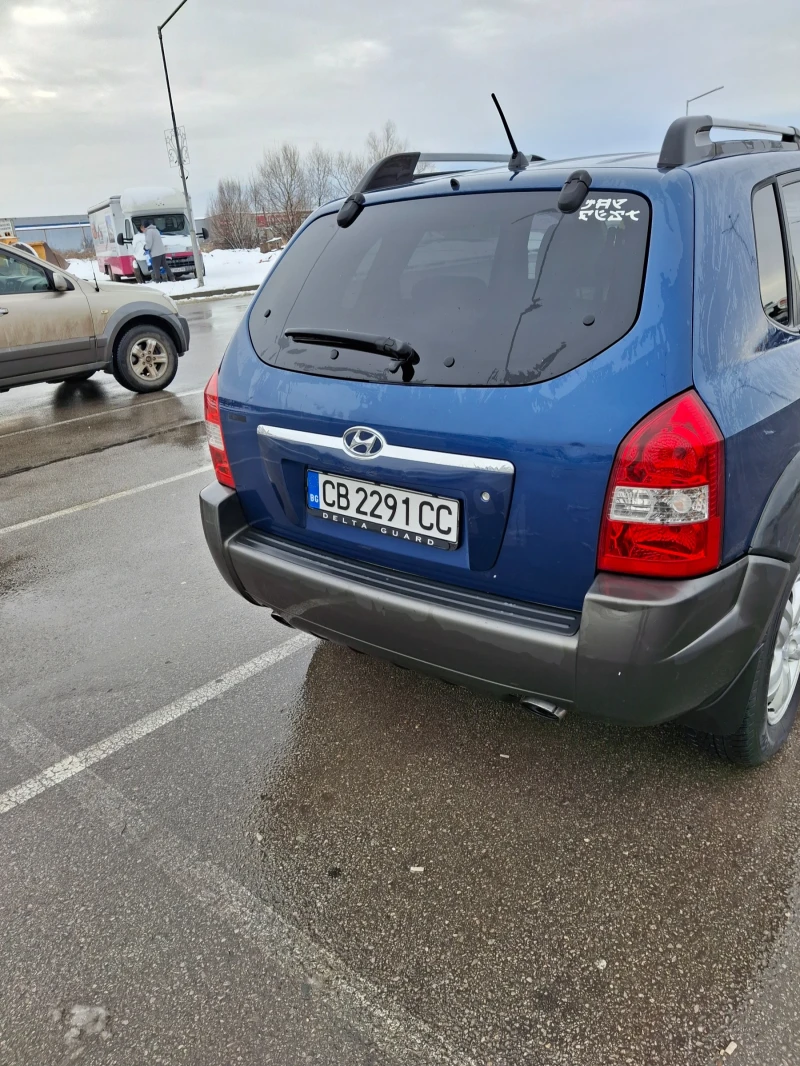 Hyundai Tucson, снимка 17 - Автомобили и джипове - 48643437