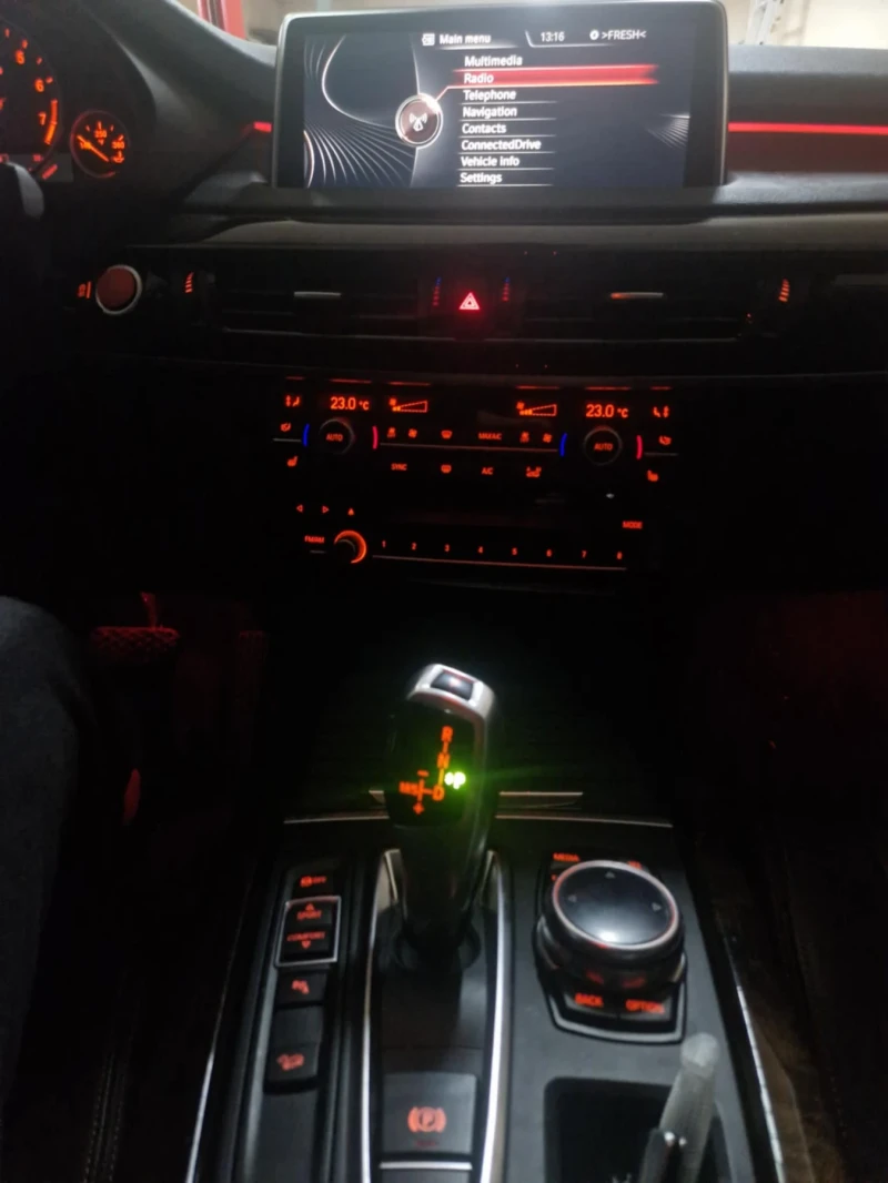 BMW X5 F15 XDRIVE35I, снимка 5 - Автомобили и джипове - 52622014