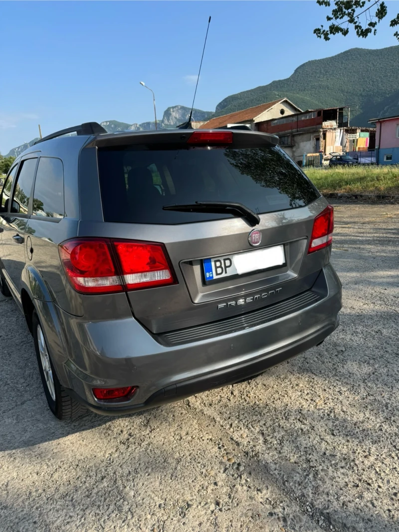 Fiat Freemont 2.0 D MULTIJET 7-МЕСТЕН Keyless 4х4, снимка 6 - Автомобили и джипове - 52388737