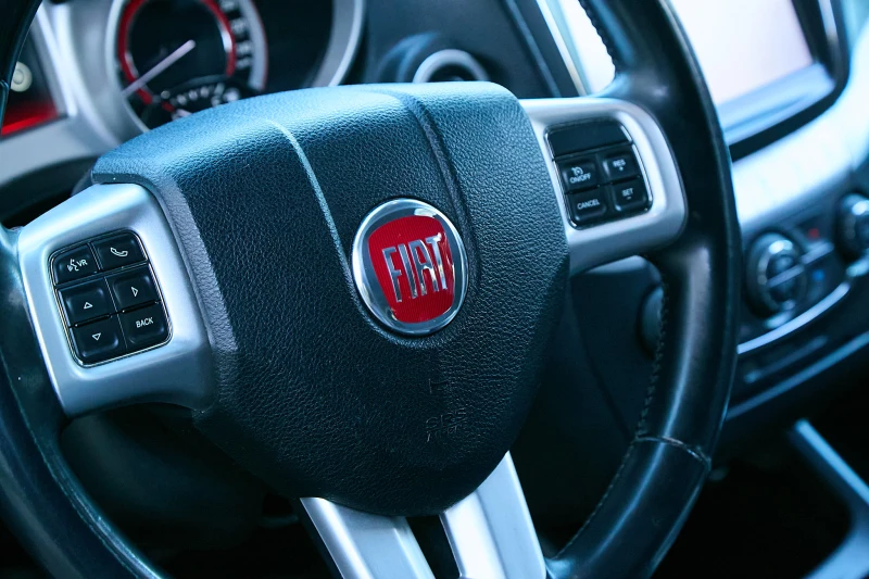 Fiat Freemont, снимка 9 - Автомобили и джипове - 52509801