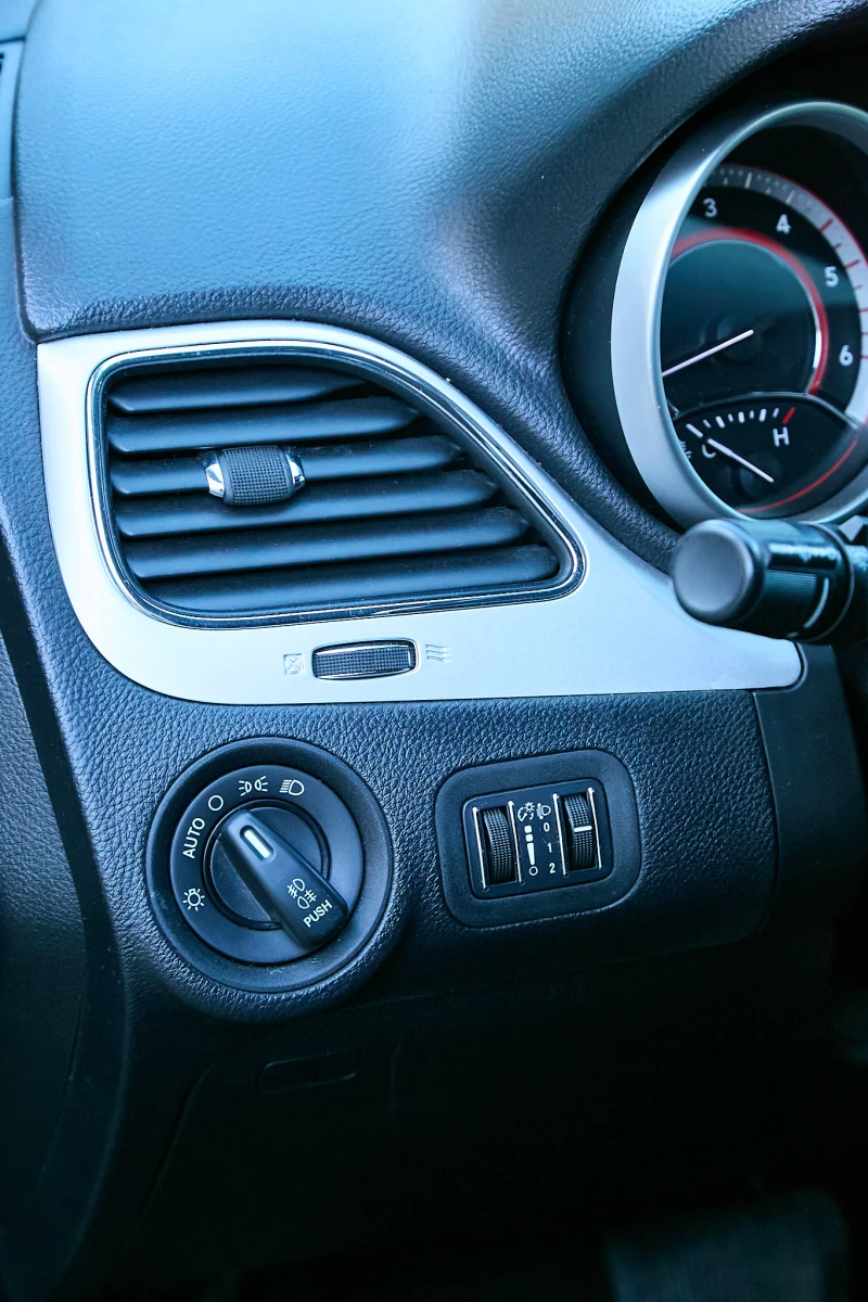 Fiat Freemont, снимка 10 - Автомобили и джипове - 52509801