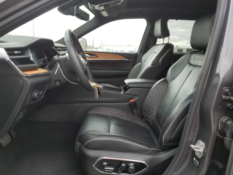 Jeep Grand cherokee L Summit Reserve 4x4 ФИКСИРАНА ЦЕНА ДО БЪЛГАРИЯ!!!, снимка 7 - Автомобили и джипове - 52753624