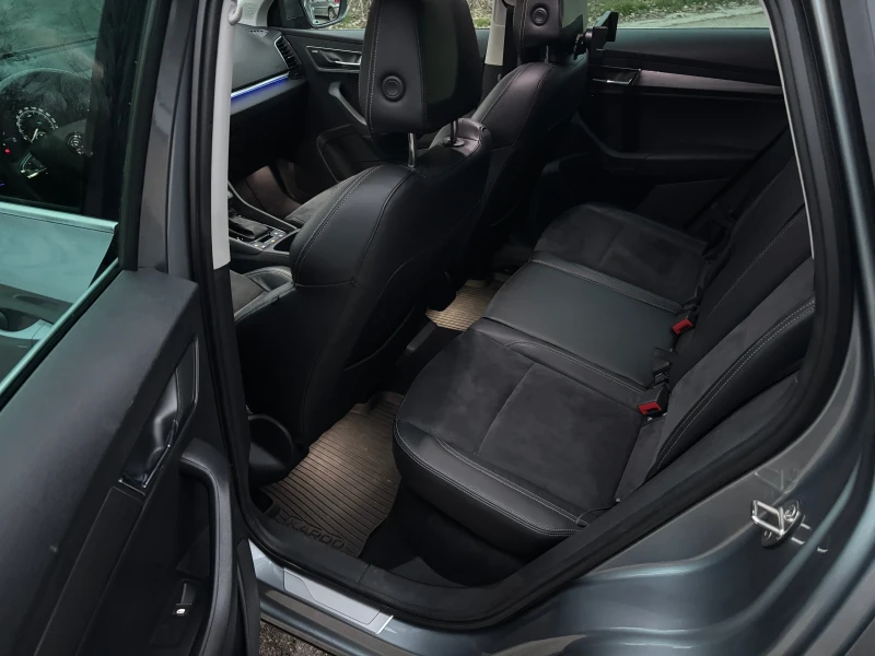 Skoda Karoq 2.0-TDI Style 4x4/Keyless/LED, снимка 10 - Автомобили и джипове - 52877469