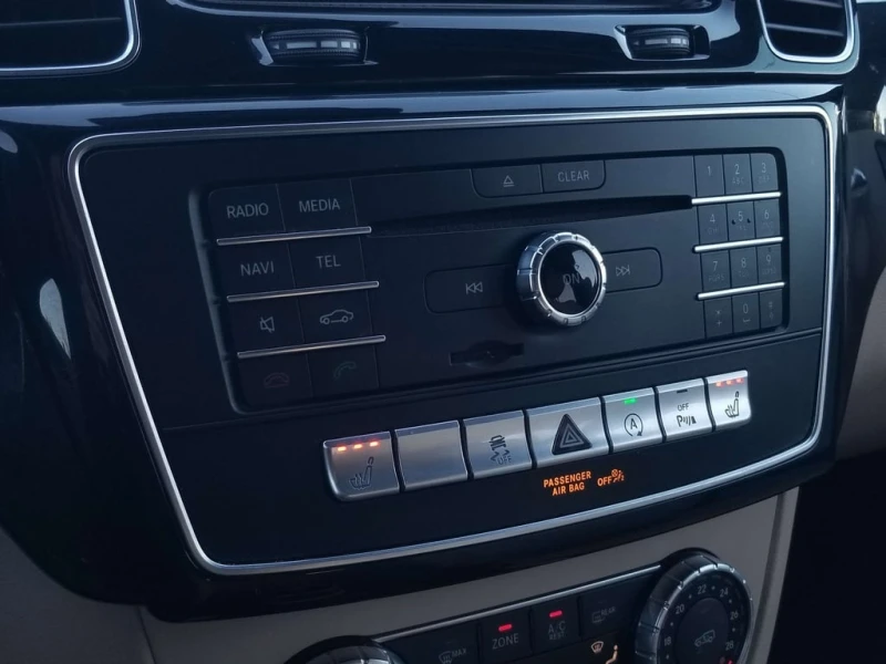 Mercedes-Benz GLE 400 360/harman kardon/CARFAX, снимка 15 - Автомобили и джипове - 53351129